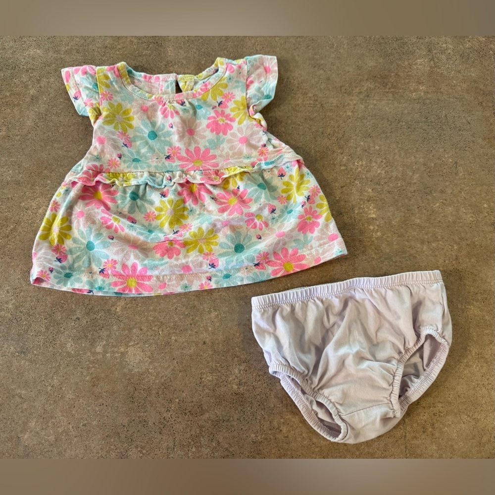 Carters 2 Piece Baby Girl Colorful Floral Casual Dress with Bloomers Size 9M